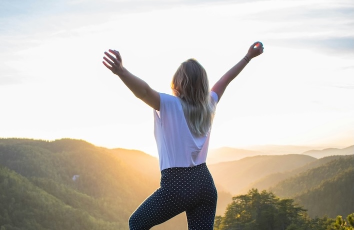 KLEIN danilo-calic-DlgFZG0MvaU-unsplash Kopie